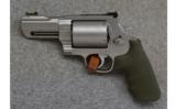 Smith & Wesson 460, .460 S&W, Performance Center - 2 of 2