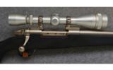 Weatherby MK V, 7mm Wby.Mag., Synthetic Stainless - 2 of 7