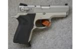 Smith & Wesson 4013TSW Tactical, .40 S&W - 1 of 2