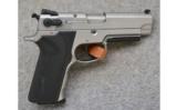 Smith & Wesson 40 TACTICAL,.40 S&W, Carry Gun - 1 of 2