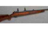 Weatherby Mark V Deluxe, .240 Wby. Mag., Left Hand - 1 of 7