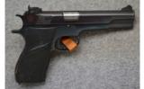 Smith & Wesson Model 52-2, .38 Spcl. Wadcutter, - 1 of 2