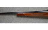 Weatherby Mark V Deluxe, .300 Wby. Mag., Left Hand - 6 of 7