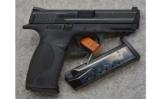 Smith & Wesson M&P40,.40 S&W - 1 of 2