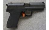 Heckler & KochUSP,.40 S&W,Carry Gun - 1 of 2