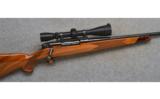 Weatherby Mark V Deluxe,.300 Wby.Mag., Game Rifle - 1 of 7