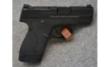 Smith & Wesson M&P9 Shield, 9mm Parabellum - 1 of 2