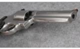 Smith & Wesson Model 686-6, .357 Magnum - 4 of 5