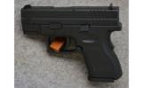 Springfield Armory XD-40, .40 S&W., Sub-Compact - 2 of 2