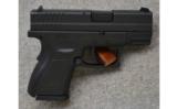 Springfield Armory XD-40, .40 S&W., Sub-Compact - 1 of 2