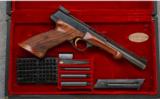 Browning Medalist, .22 LR.,Target Pistol - 1 of 2