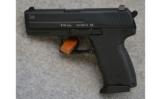 Heckler & Koch P2000,
.40 S&W.,
Carry Pistol - 2 of 2