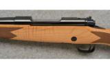 Winchester ~ Model 70 ~ Super Grade ~
7mm Rem.Mag. ~ Maple Classic - 4 of 7
