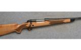 Winchester ~ Model 70 ~ Super Grade ~
7mm Rem.Mag. ~ Maple Classic - 1 of 7