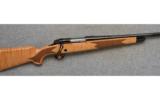 Winchester Model 70 Super Grade, .243 Win., Maple Classic - 1 of 7