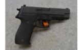 Sig Sauer P226 MK25, 9mm Para. - 1 of 2