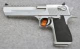 Magnum Reasearch Desert Eagle,
.50AE,
XIX Stainless - 2 of 2