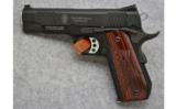 Smith & Wesson SW1911SC, .45 ACP., - 2 of 2