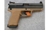 Heckler & Koch USP,
.40 S&W.,
Carry Pistol - 1 of 2