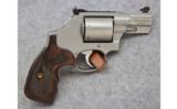 Smith & Wesson ~ 686-6 7X ~ .357 Mag. ~ Performance Center - 1 of 2