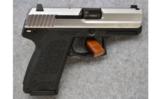 Heckler & Koch USP Compact,
9mm Para., Carry Pistol - 1 of 2