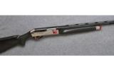 Benelli Super Sport,
12 Gauge,
Carbon Fiber - 1 of 8