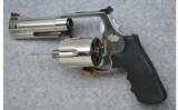 Smith & Wesson Model 460,
.460 S&W,
Stainless - 2 of 2