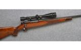 Weatherby Mark V Deluxe, .300 Wby.Mag., - 1 of 7