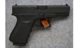 Glock Model 19,9x19mm,Carry Pistol - 1 of 2