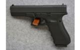 Glock Model 17 Gen 4,9x19mm,Carry Pistol - 2 of 2