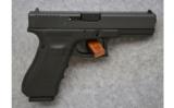 Glock Model 17 Gen 4,9x19mm,Carry Pistol - 1 of 2