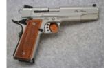 Smith & Wesson ~ SW1911 ~ Pro Series ~ 9mm Para. - 1 of 2