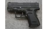 Springfield Armory XD-40, .40 S&W.,Sub-Compact - 2 of 2