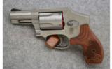 Smith & Wesson ~ Model 640-1 ~ .357 Mag. ~ Engraved Stainless - 2 of 2