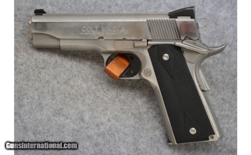 Colt ~ Combat Commander ~ MKIV, Series 80 ~ .45 ACP.~ Stainless