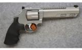 Smith & Wesson Model 686-6, .357 Mag.,
Performance Center - 1 of 2