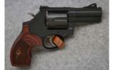 Smith & Wesson ~ Model 586 ~ .357 Magnum - 1 of 2