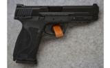 Smith & Wesson ~ M&P 45 ~ M2.0 ~ .45 ACP. - 1 of 2