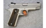 Kimber ~ Stainless Pro Carry ~ .40 S&W. - 1 of 2