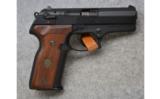 Beretta ~ 8040 Couger F ~ .40 S&W. - 1 of 2