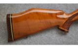 Weatherby ~ Mark V Deluxe ~ W. German ~ .240 Wby.Mag. - 2 of 8