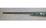 Weatherby ~ Mark V Ultra Lightweight ~ .300 Wby.Mag. - 7 of 9