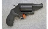 Smith & Wesson ~ Governor ~ .45 ACP/.45 LC/ .410 Ga. - 1 of 2