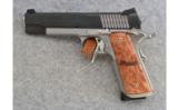 SIG Sauer ~ Model 1911 STX ~ .45 ACP. - 2 of 2