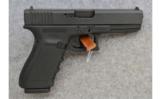 Glock ~ Model 21 ~ .45 ACP. - 1 of 2