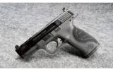 Smith & Wesson ~ M&P9 Performance Ctr. C.O.R.E. ~ 9x19mm - 1 of 9