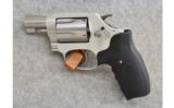 Smith & Wesson ~ Model 637-2 Airweight ~ .38 Spcl. - 2 of 2