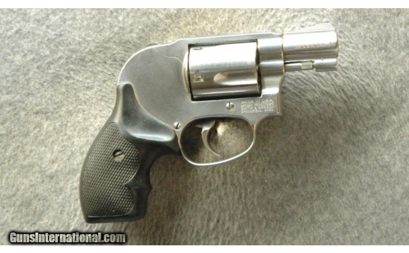 Smith & Wesson ~ Model 649-2 ~ .38 Special