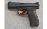 Heckler & Koch ~ Model VP 9 ~ 9x19mm - 2 of 2