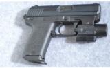 Heckler & Koch ~ USP Compact ~ .40 S&W - 1 of 4
